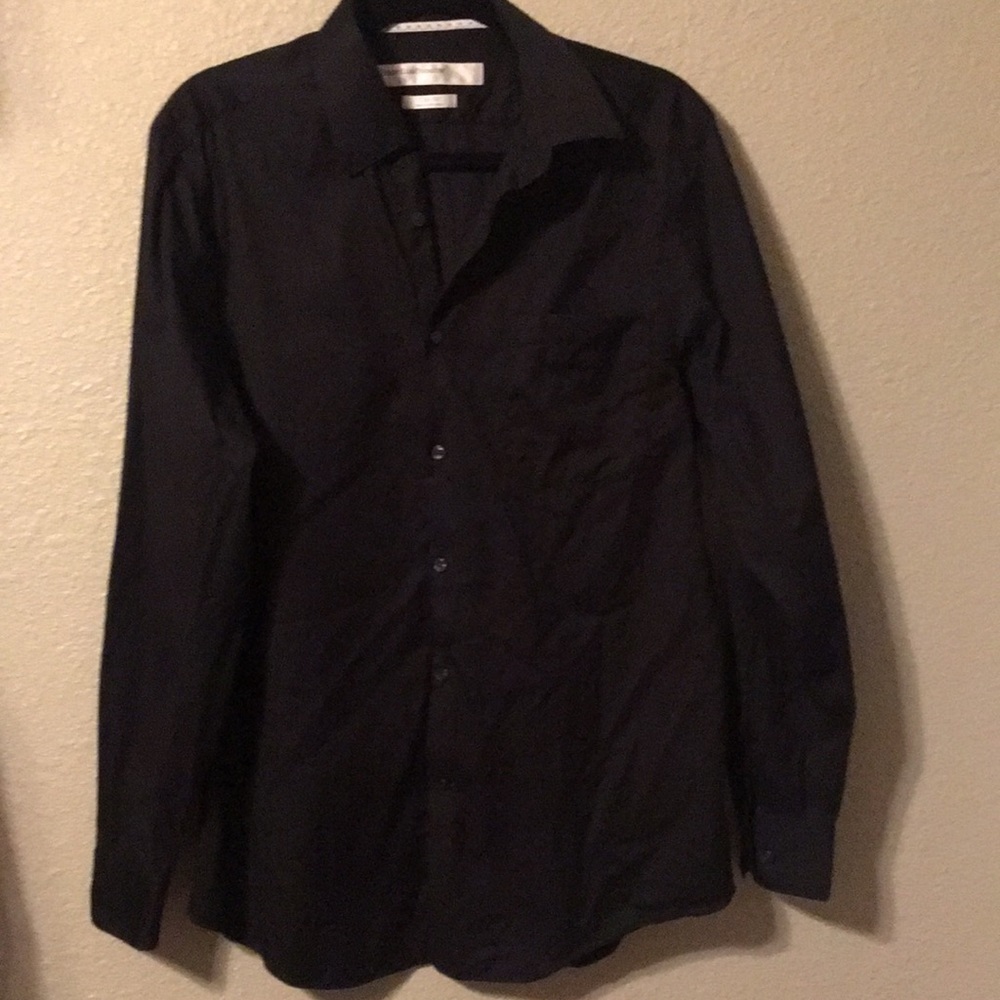 Perry Ellis Premium button front dress shirt